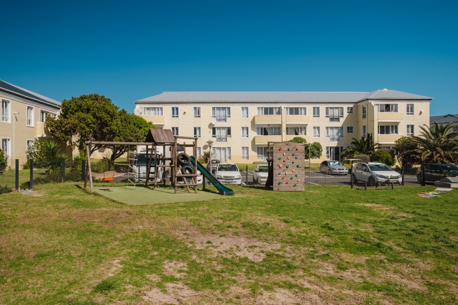 1 Bedroom Property for Sale in Sunnydale Western Cape